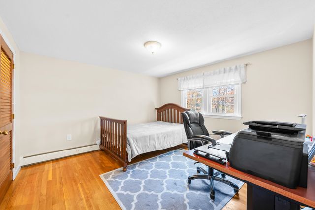 6 Glenwood Lane, Merrimack, NH 03054