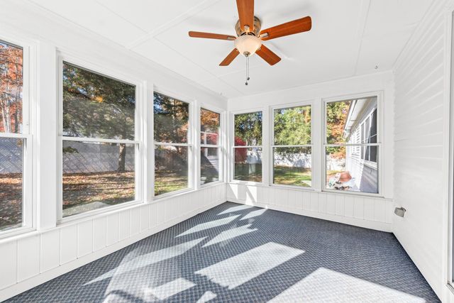 6 Glenwood Lane, Merrimack, NH 03054