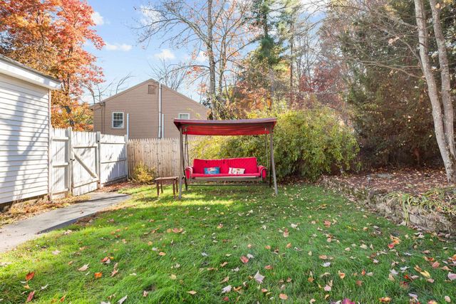 6 Glenwood Lane, Merrimack, NH 03054