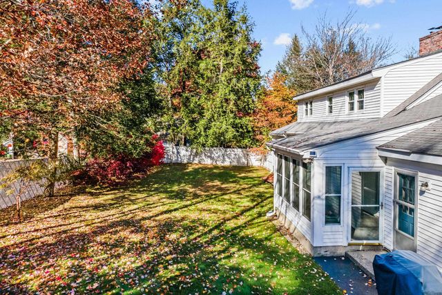 6 Glenwood Lane, Merrimack, NH 03054