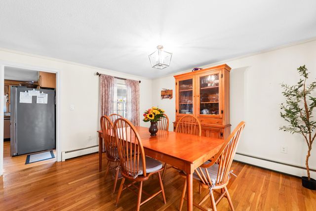 6 Glenwood Lane, Merrimack, NH 03054
