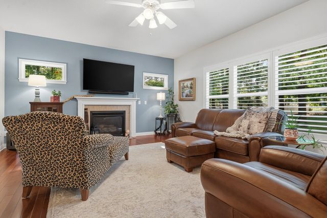 880 Ludington Avenue, Portage City, MI 49002