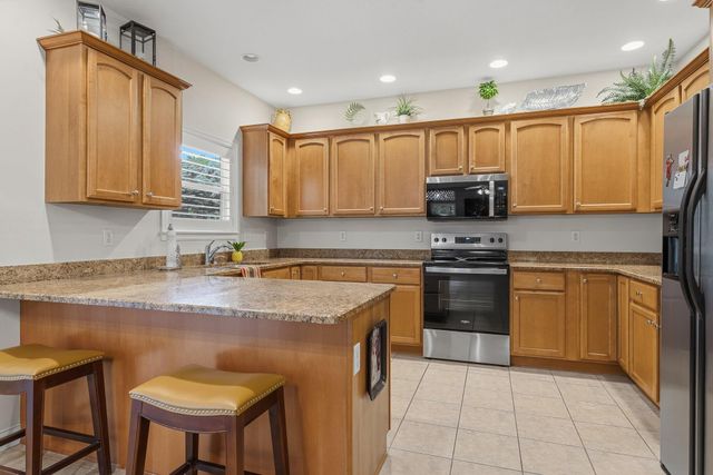 880 Ludington Avenue, Portage City, MI 49002