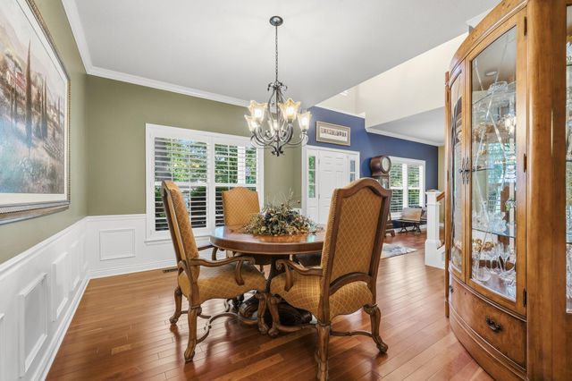 880 Ludington Avenue, Portage City, MI 49002