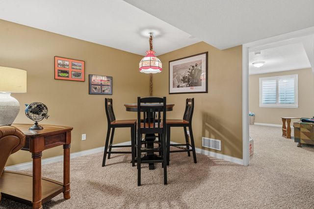 880 Ludington Avenue, Portage City, MI 49002