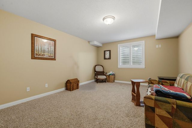 880 Ludington Avenue, Portage City, MI 49002