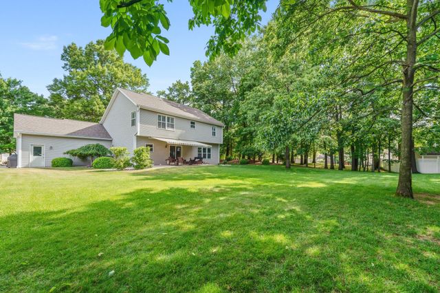 880 Ludington Avenue, Portage City, MI 49002