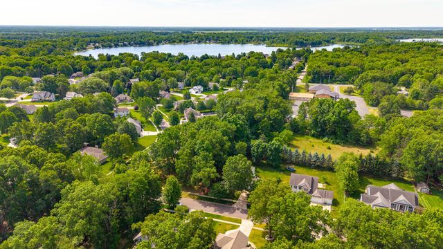 880 Ludington Avenue, Portage City, MI 49002