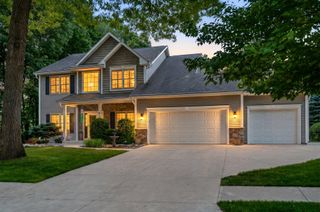 880 Ludington Avenue, Portage City, MI 49002