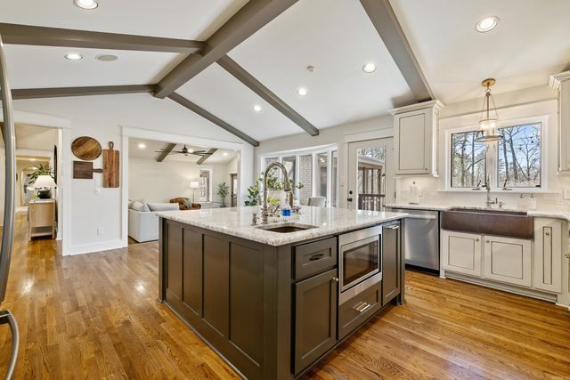 9721 Congo Rd, Benton, AR 72019