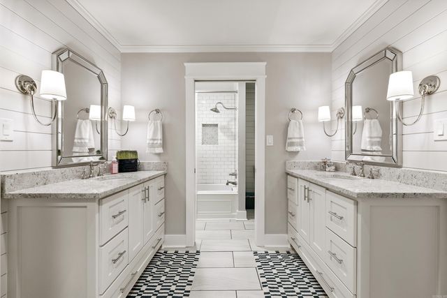 9721 Congo Rd, Benton, AR 72019