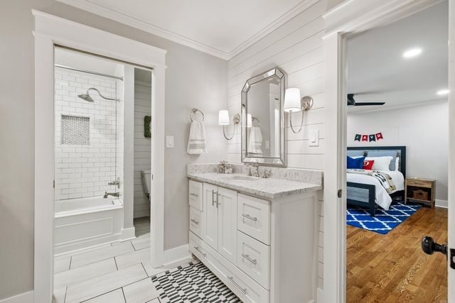 9721 Congo Rd, Benton, AR 72019