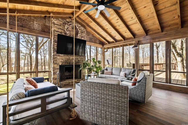 9721 Congo Rd, Benton, AR 72019