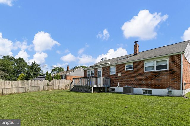 16 IVY LN, New Castle, DE 19720