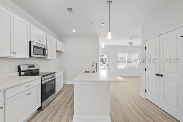 15 Silver Street 103, Ridgeland, SC 29936