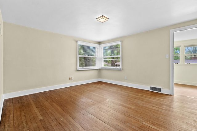 120 Shadywood Lane, Battle Creek, MI 49015