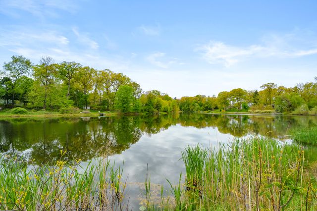 120 Shadywood Lane, Battle Creek, MI 49015