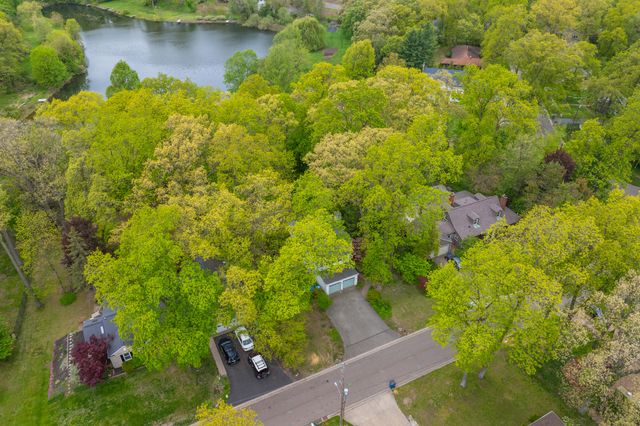 120 Shadywood Lane, Battle Creek, MI 49015