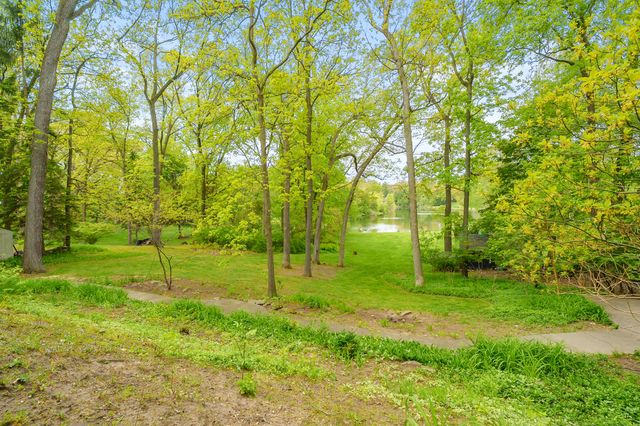 120 Shadywood Lane, Battle Creek, MI 49015