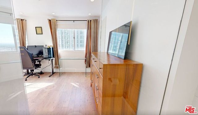 10787 Wilshire Boulevard 1102, Los Angeles, CA 90024