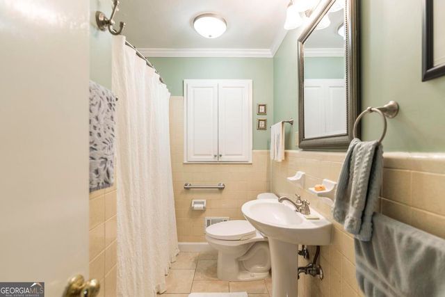 861 Windsor Road, Macon, GA 31204