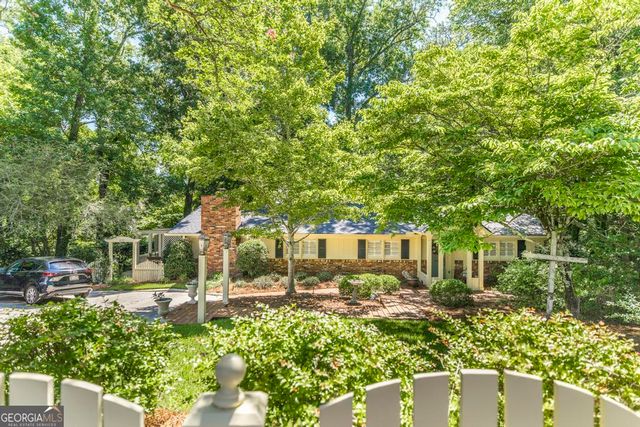 861 Windsor Road, Macon, GA 31204