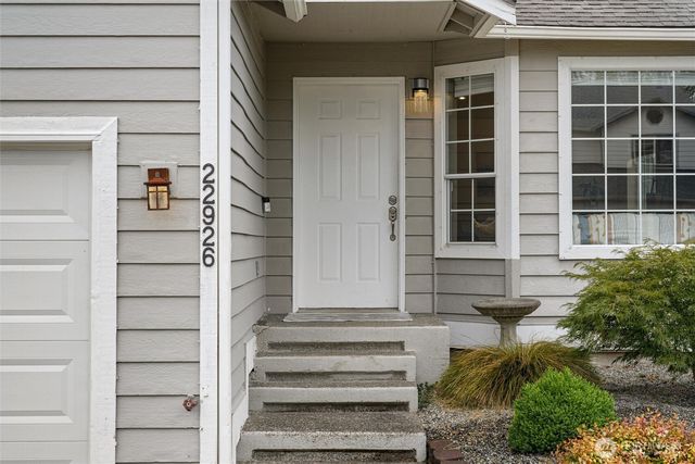 22926 SE 280th Place, Maple Valley, WA 98038