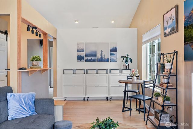22926 SE 280th Place, Maple Valley, WA 98038