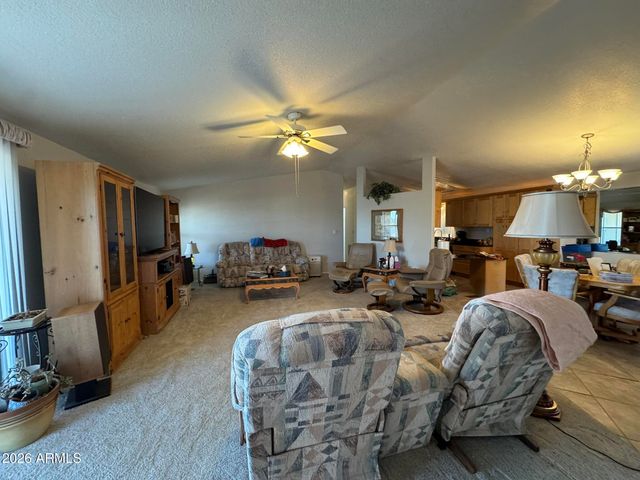 3822 N IOWA Avenue, Florence, AZ 85132