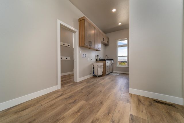 2260 Pyramid Peak Loop, Grand Junction, CO 81507