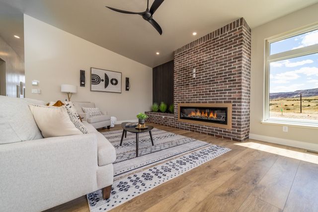 2260 Pyramid Peak Loop, Grand Junction, CO 81507