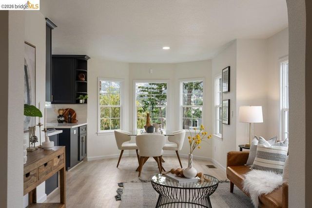 3311 Kingsland Ave, Oakland, CA 94619