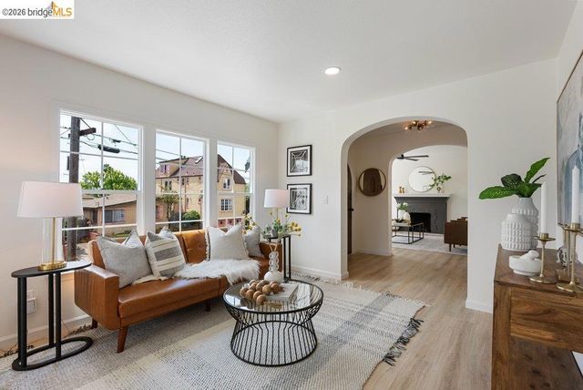 3311 Kingsland Ave, Oakland, CA 94619
