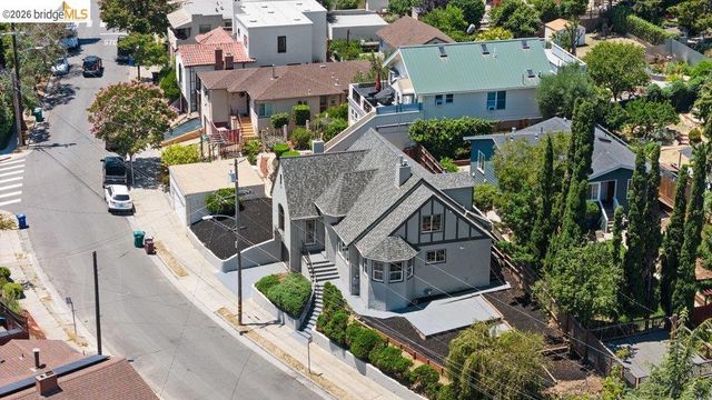 3311 Kingsland Ave, Oakland, CA 94619