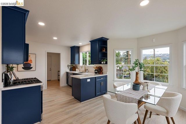 3311 Kingsland Ave, Oakland, CA 94619
