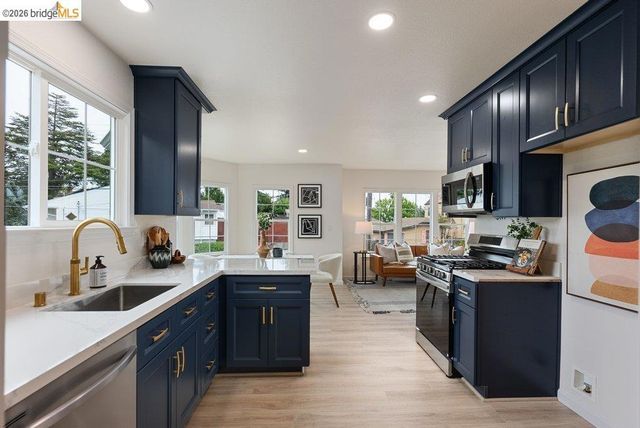 3311 Kingsland Ave, Oakland, CA 94619