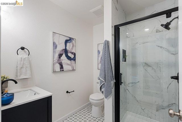 3311 Kingsland Ave, Oakland, CA 94619