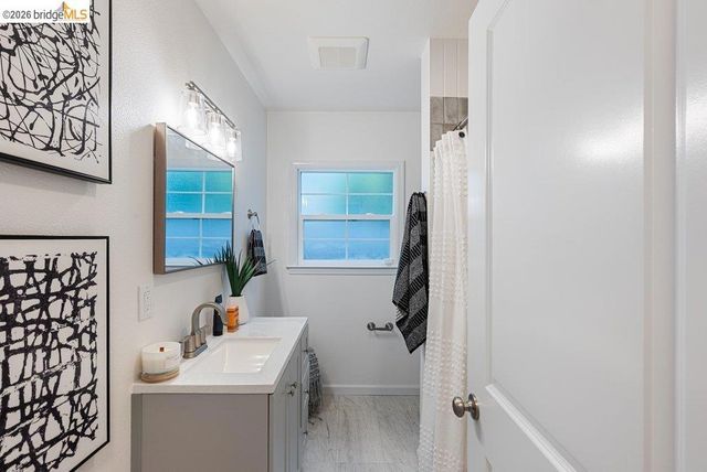 3311 Kingsland Ave, Oakland, CA 94619