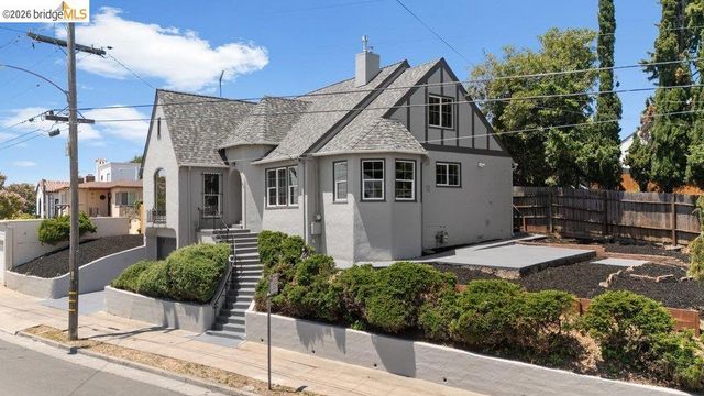3311 Kingsland Ave, Oakland, CA 94619