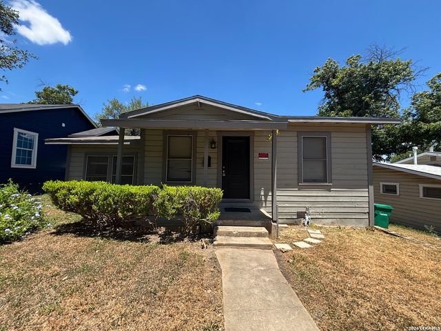 1615 Lee Hall, San Antonio, TX 78201