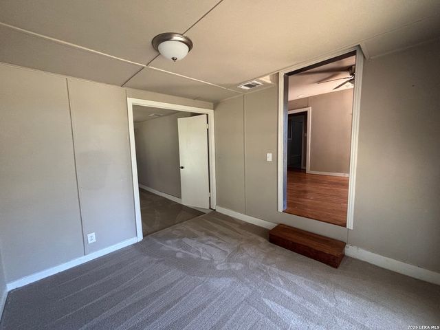 1615 Lee Hall, San Antonio, TX 78201