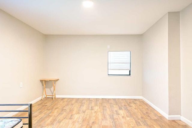 2121 W 4th St, Odessa, TX 79763