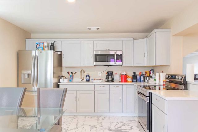 2121 W 4th St, Odessa, TX 79763