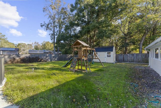 300 Logan Drive, Summerville, SC 29483