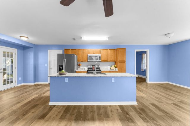 300 Logan Drive, Summerville, SC 29483