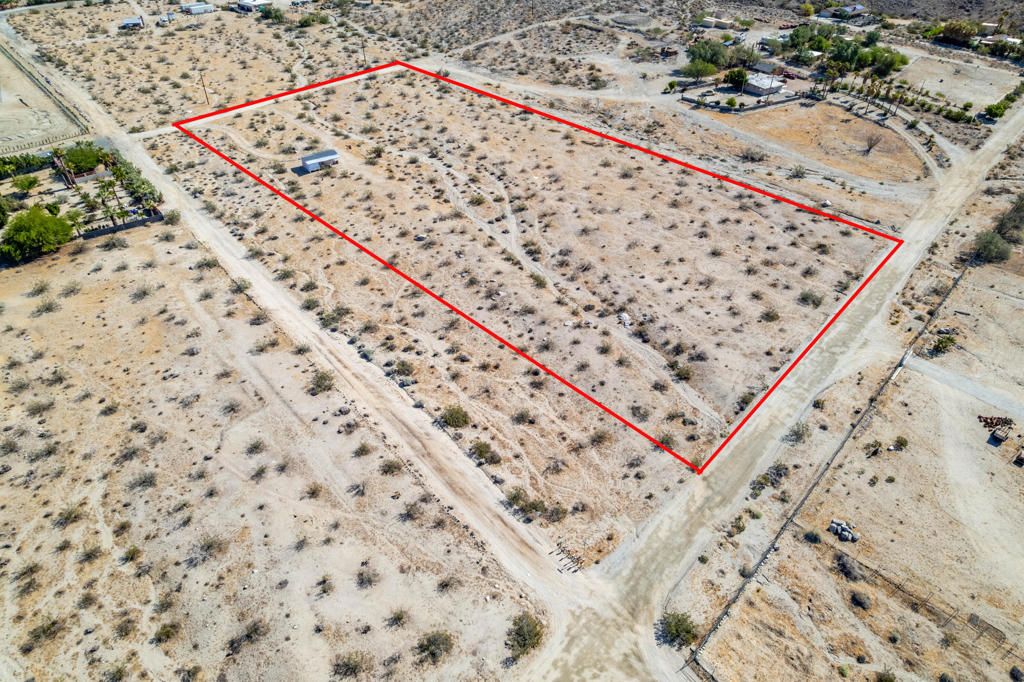 Image 19 of property listing at 16600 Aqueduct Road, Sky Valley, CA 92241