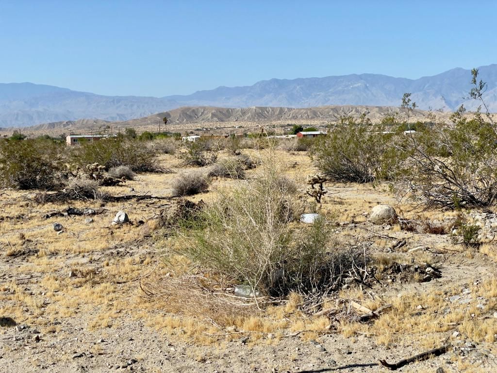 Image 2 of property listing at 16600 Aqueduct Road, Sky Valley, CA 92241