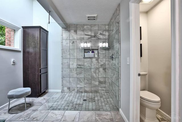 679 Candleridge Drive, Delhi Twp, OH 45233