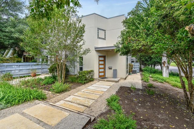 2822 Wooldridge DR B, Austin, TX 78703