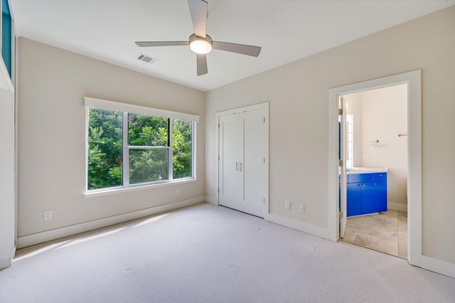 2822 Wooldridge DR B, Austin, TX 78703